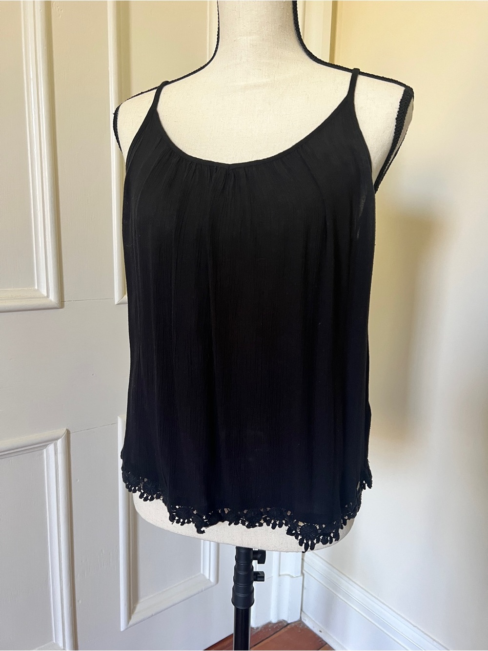 Superdry embroidered hem camisole | size M